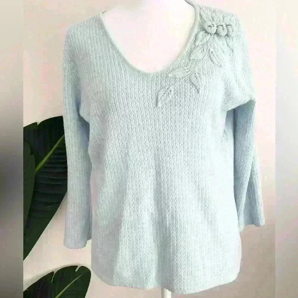 Sage Harbor Vintage Sweater Women’s Size Petite Large Blue Embroidered Sequin - Picture 1 of 8